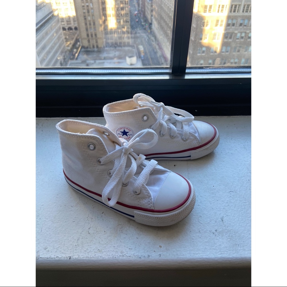 Converse Chuck Taylor Toddler Size 8